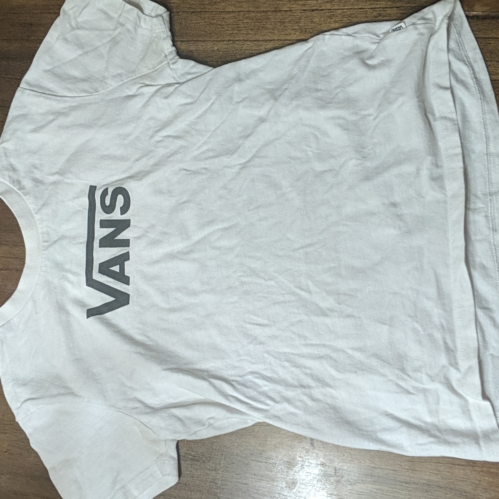 White and black Vans shirt